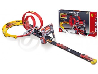 Set de joaca seria FERRARI GoGears BUCLA DUBLA(o pista+ 2bucle + o masina)
