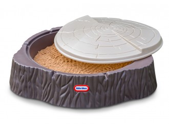 644658E3  Nisipiera cu capac Trunchi de Copac Little Tikes