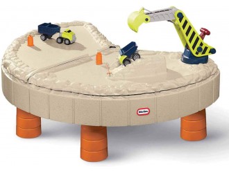 401N10060  Masuta de joaca cu utilaje Little Tikes pentru nisip si apa cu umbreluta 136 х 113 х 55cm