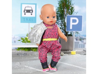Set imbracaminte pentru plimbare City Deluxe cu cizme pentru Baby Born de 43 cm