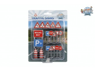 Set cu 25 semne de circulatie din plastic