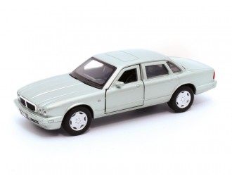 Macheta auto Jaguar XJ6, 1:36, Seafrost, TAYUMO Mecanism pull-back, sincron