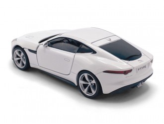 Macheta auto Jaguar F-Type, 1:32, White, directie activa roti fata, suspensii, lumini si sunet