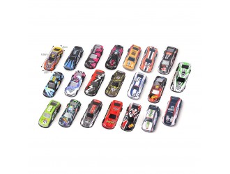 Set cu 32 masini din metal, diverse modele