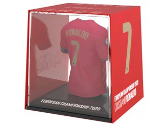 Figurina Football replica mini tricou – Portugalia Euro 2020: Cristiano Ronaldo nr. 7, cu vitrina acrilica