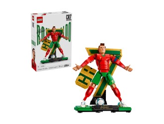 Set Constructie LEGO Art Football Cristiano Ronaldo - Football Legend 43016, Tablou Decorativ pentru Adulti, Cadou pentru Fani Football