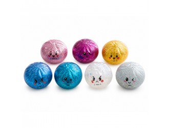 Jucarie antistres squishy TIKI WIKI Tiki Dumpling, cu sclipici si bile de apa,7 modele random, 8x8x5 cm